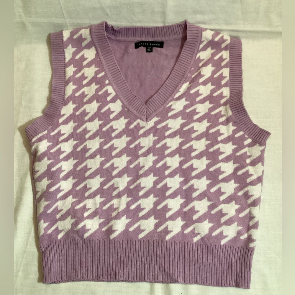 Haute Monde Lavender and White Houndstooth V-Neck Sweater Vest